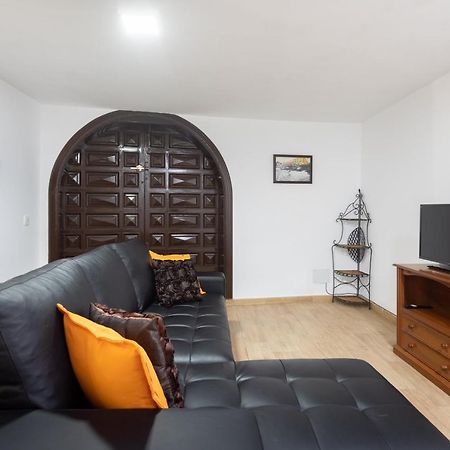 La Esperanza Downtown 3 Bd Apt El Rosario  エクステリア 写真